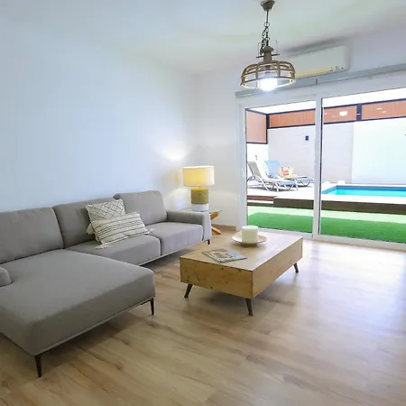 Berkana De Lujo Con Piscina * Playa Honda (Lanzarote)